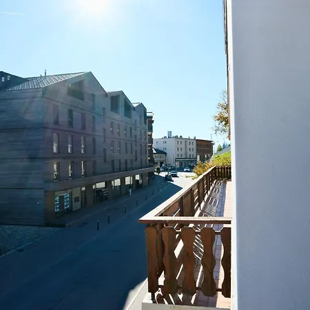& - Alpine Escape Apartment *