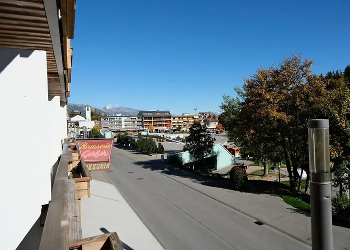 & - Alpine Escape קראנס-מונטנה